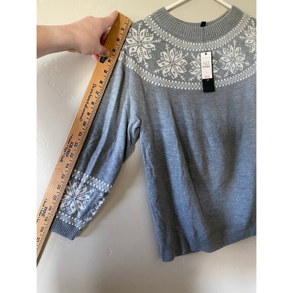 NWT Talbots Lambswool Gray Snowflake 3/4 Sleeve Sweater- Size Medium - Picture 5 of 7